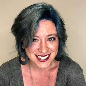 Meet your Posher, Corrie